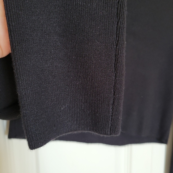 Crop Black Sweater - Picture 7 of 9